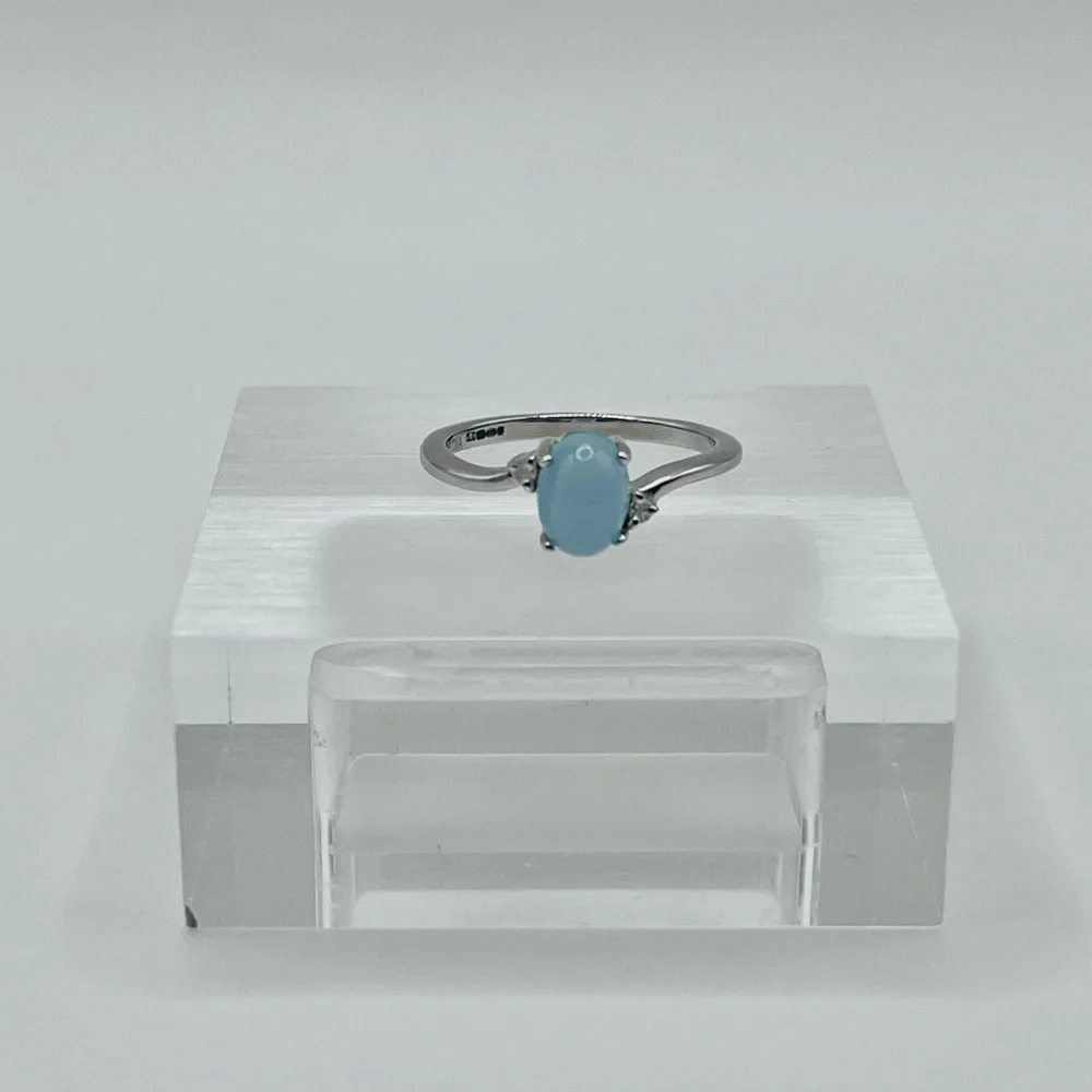 Chalcedony and Natural Diamond Silver Ring - Picture 2 of 6